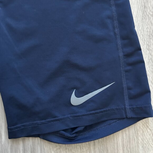 Nike Compression Short - Picture 4 of 4